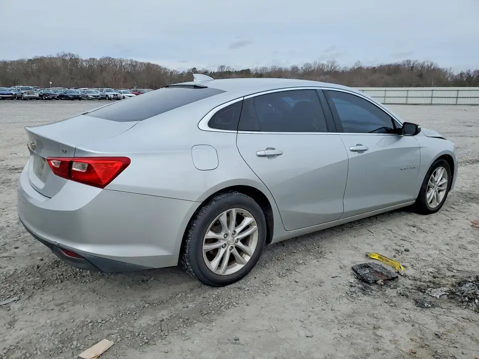 2017 CHEVROLET MALIBU LT  