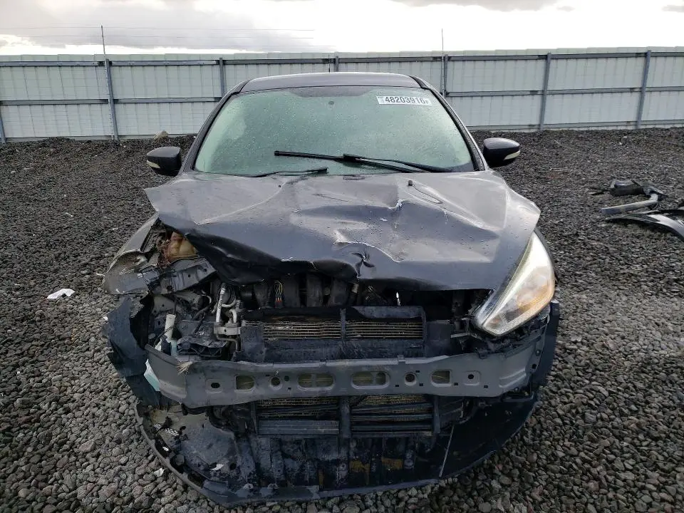 2017 FORD FOCUS SE  