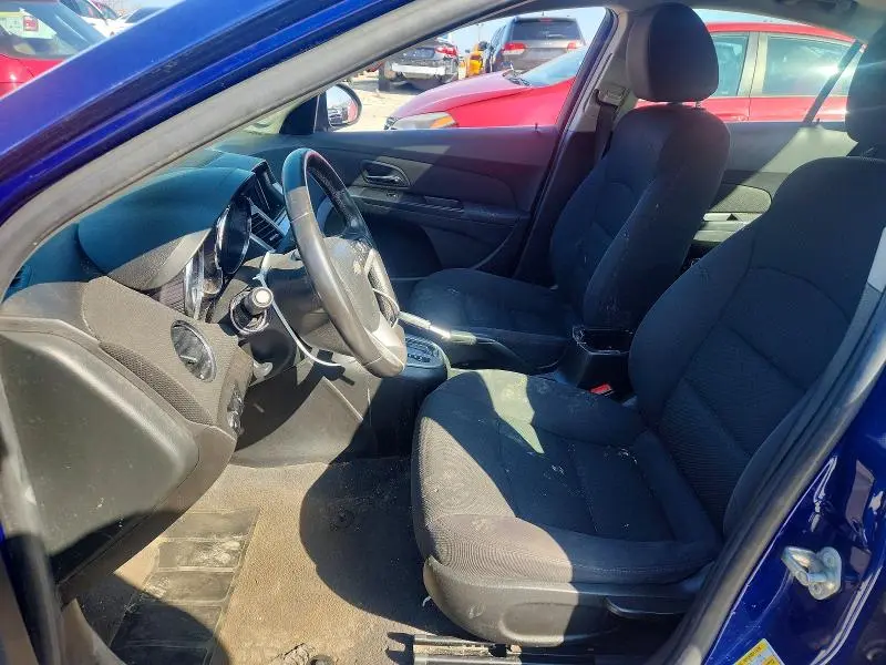 2012 CHEVROLET CRUZE LT  