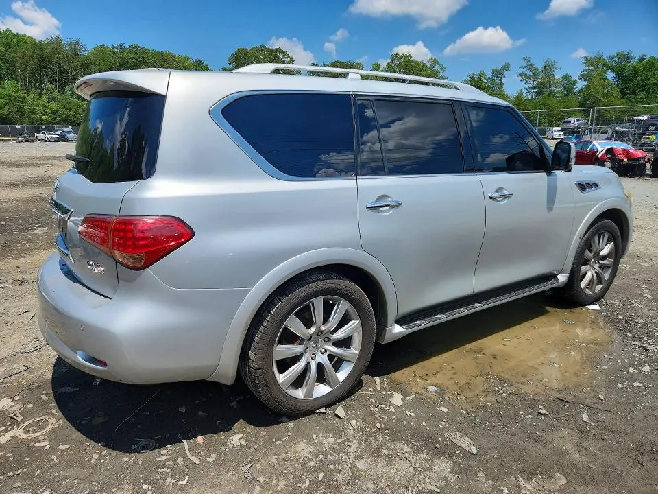 2011 INFINITI QX56 BASE  