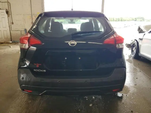 2020 NISSAN KICKS S  