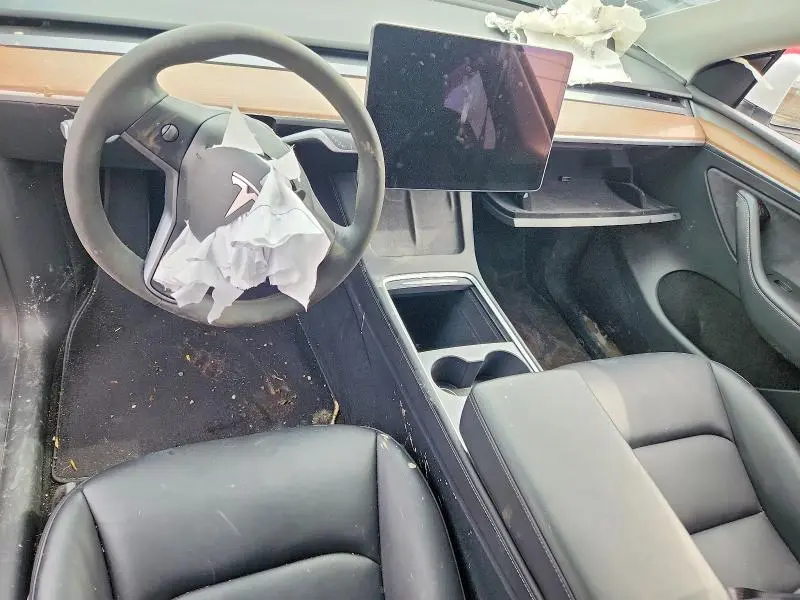 2024 TESLA MODEL Y   