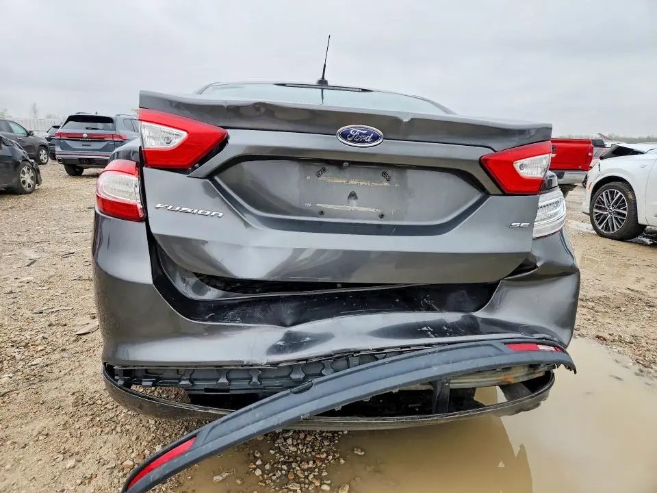 2015 FORD FUSION SE  