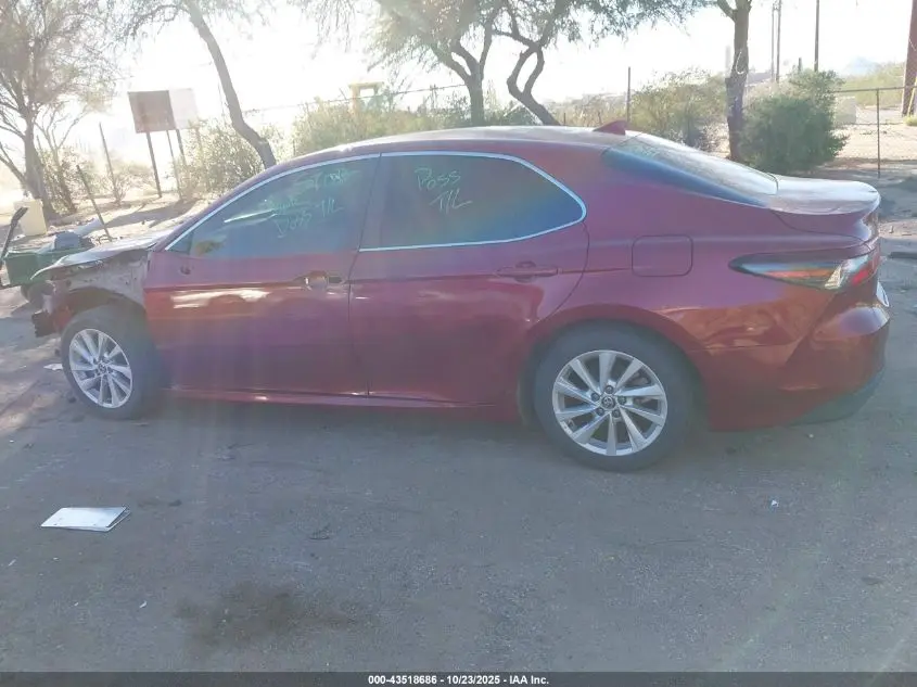 2022 TOYOTA CAMRY LE