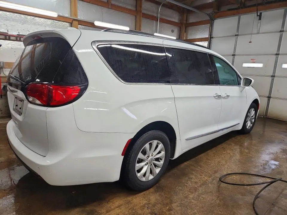 2017 CHRYSLER PACIFICA TOURING L  