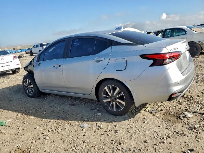 2020 NISSAN VERSA SV  
