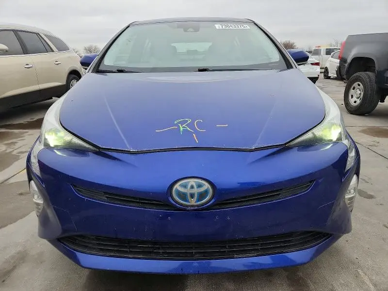 2016 TOYOTA PRIUS   