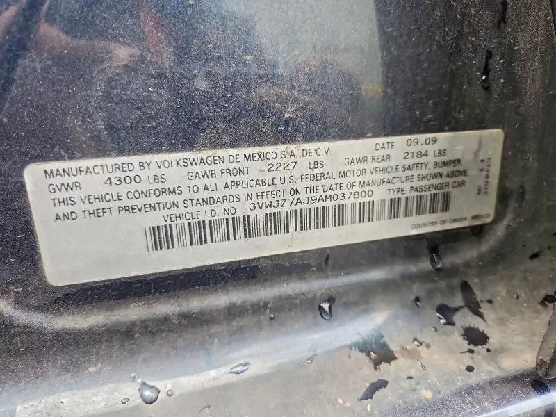 2010 VOLKSWAGEN JETTA S  