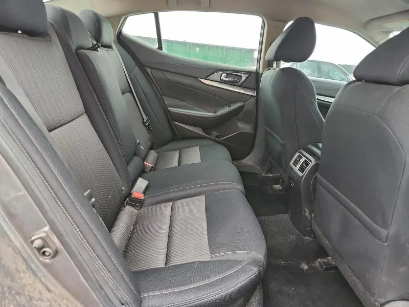 2019 NISSAN MAXIMA S  