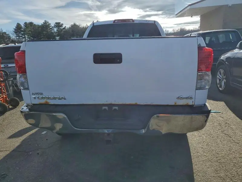 2010 TOYOTA TUNDRA DOUBLE CAB SR5  