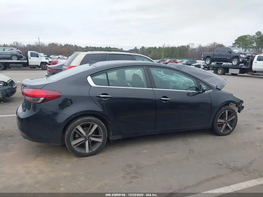 2018 KIA FORTE EX