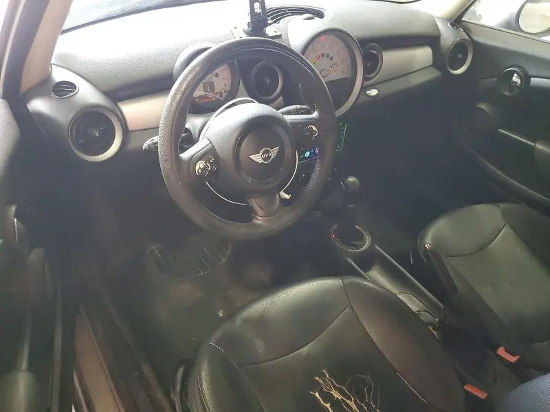 2012 MINI COOPER   