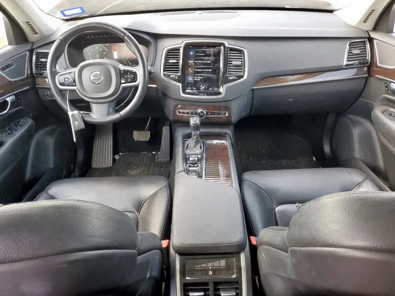 2018 VOLVO XC90 T6