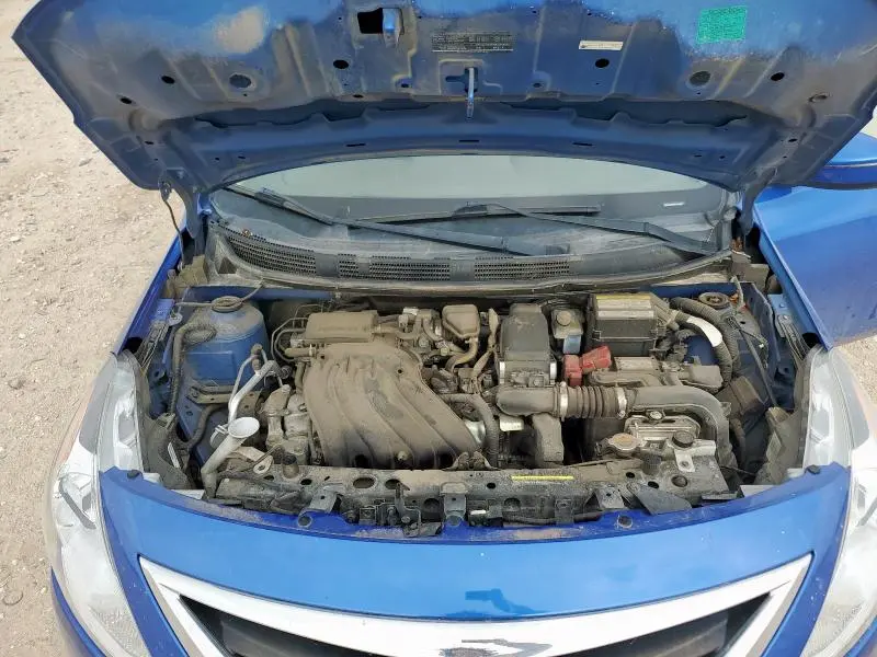 2015 NISSAN VERSA S  
