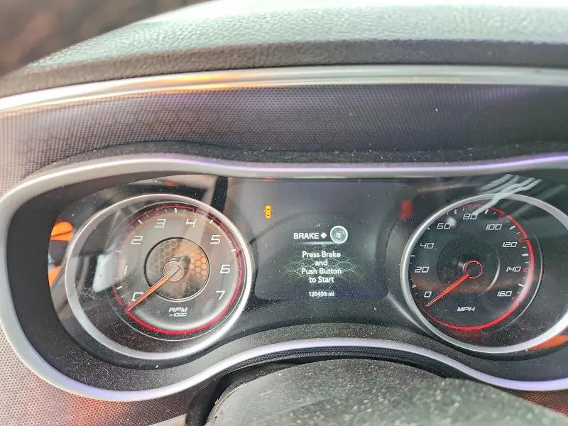 2016 DODGE CHARGER R  