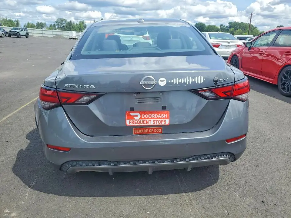 2024 NISSAN SENTRA SV  