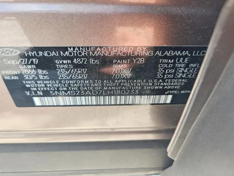 2020 HYUNDAI SANTA FE SE  