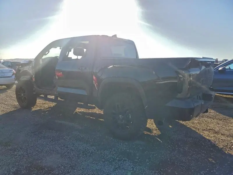 2025 TOYOTA TUNDRA CREWMAX LIMITED  