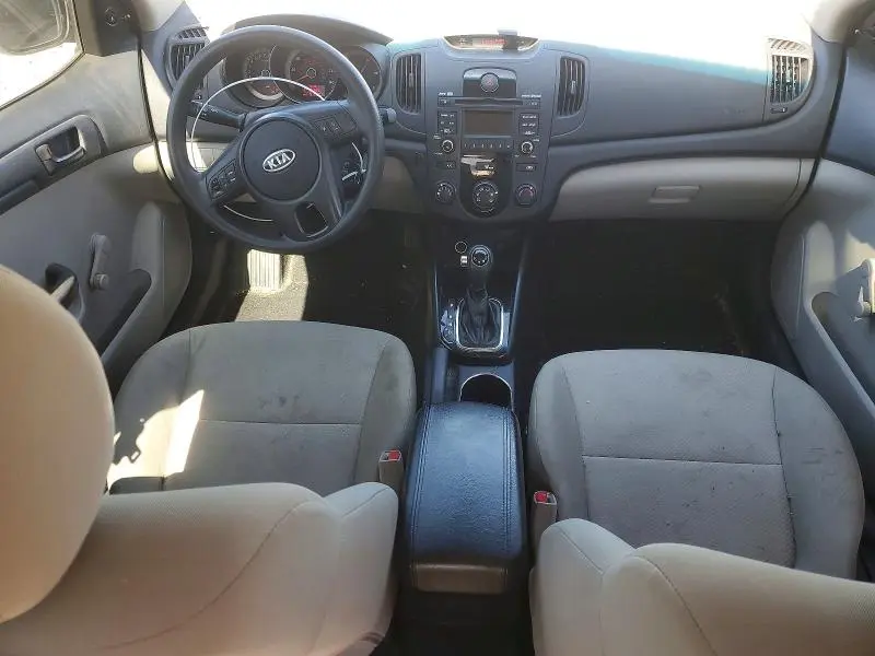 2013 KIA FORTE LX  