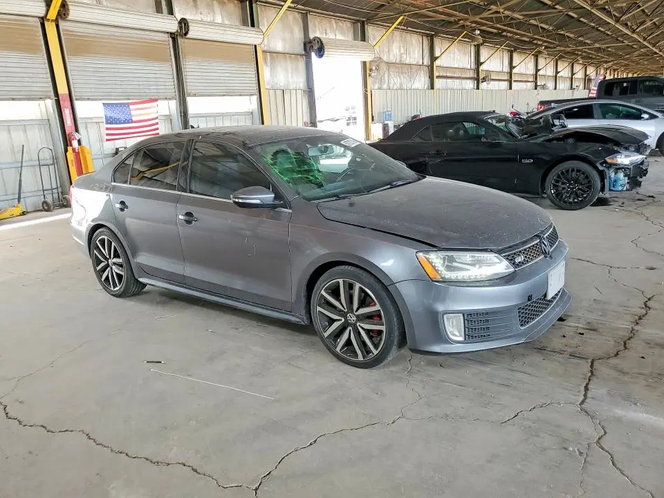 2014 VOLKSWAGEN JETTA GLI  