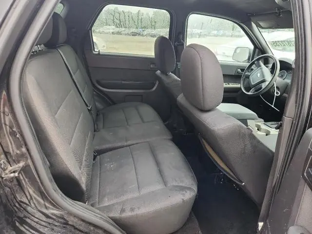 2011 FORD ESCAPE XLT  