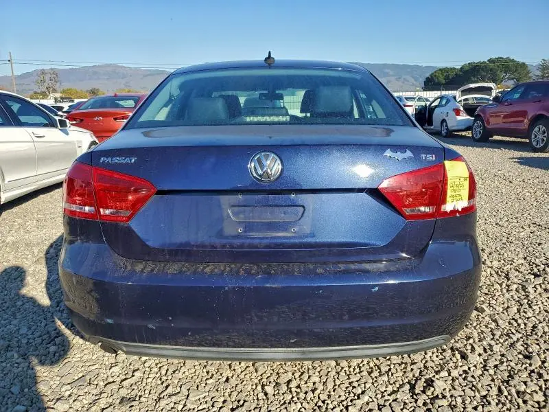 2015 VOLKSWAGEN PASSAT S  