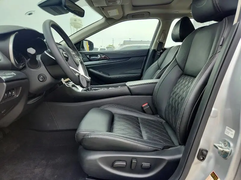 2023 NISSAN MAXIMA PLATINUM  