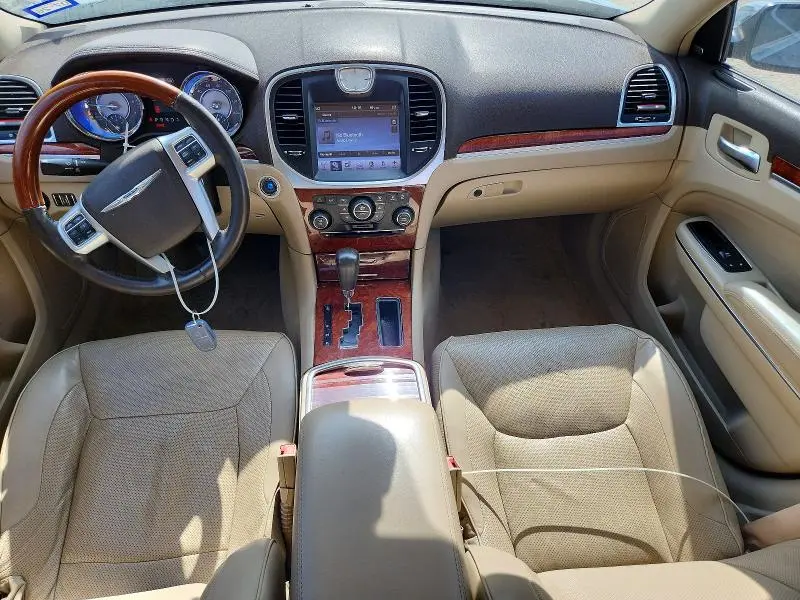 2011 CHRYSLER 300 LIMITED  