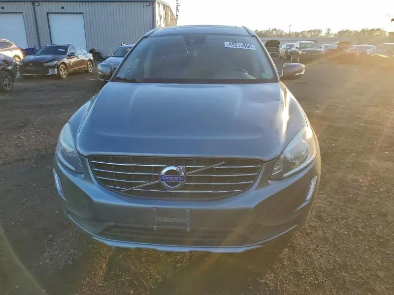 2016 VOLVO XC60 T6 PREMIER  