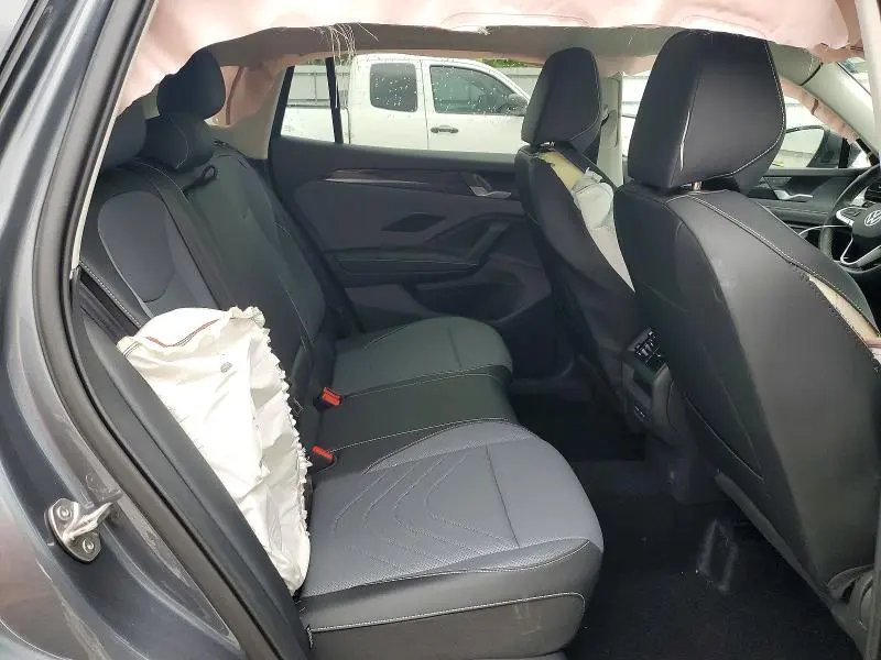 2025 VOLKSWAGEN TIGUAN SE  