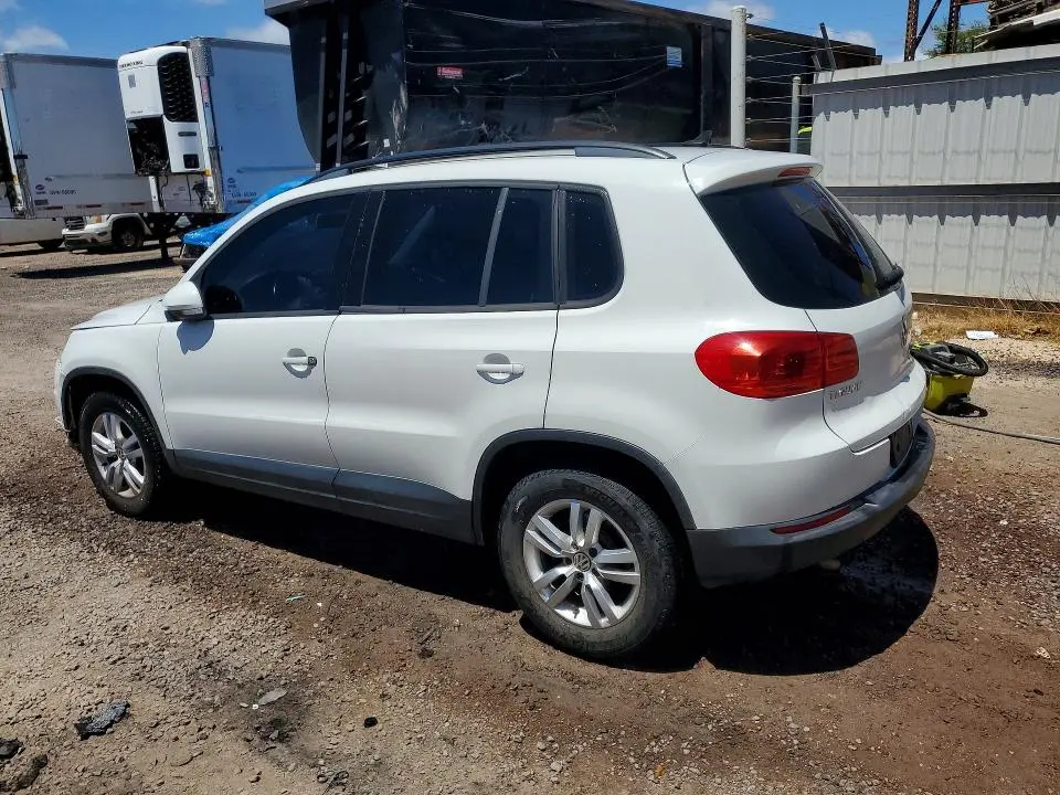 2015 VOLKSWAGEN TIGUAN S  