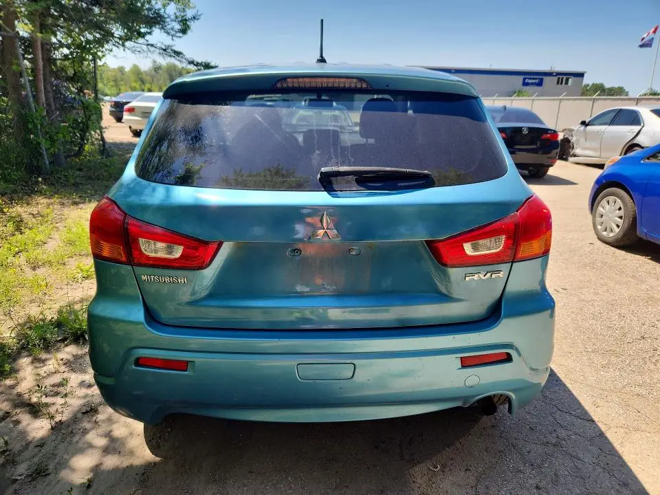 2011 MITSUBISHI RVR SE  