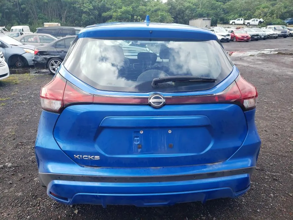 2024 NISSAN KICKS S  