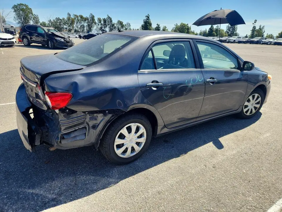 2011 TOYOTA COROLLA LE  
