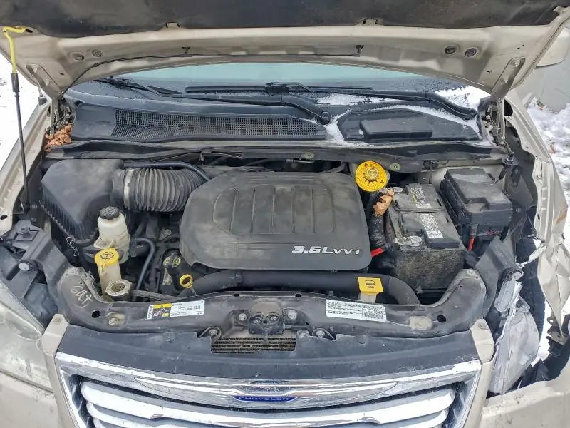 2016 CHRYSLER TOWN & COUNTRY TOURING  