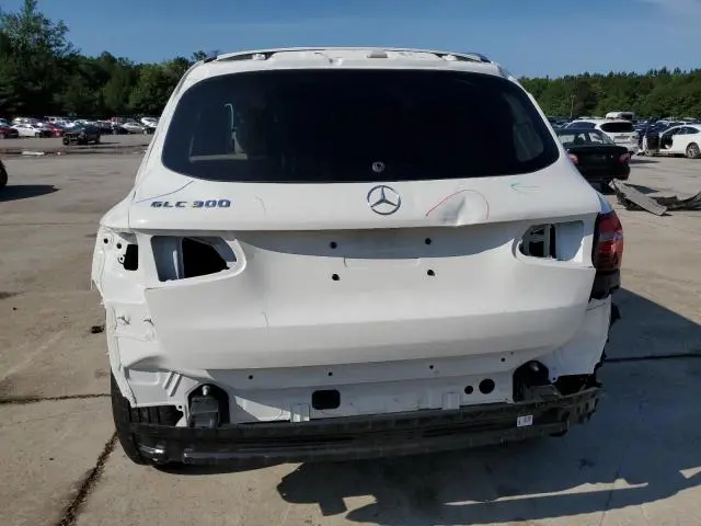 2018 MERCEDES-BENZ GLC 300  