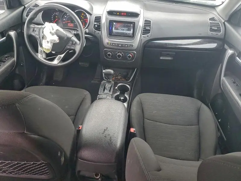 2014 KIA SORENTO LX  