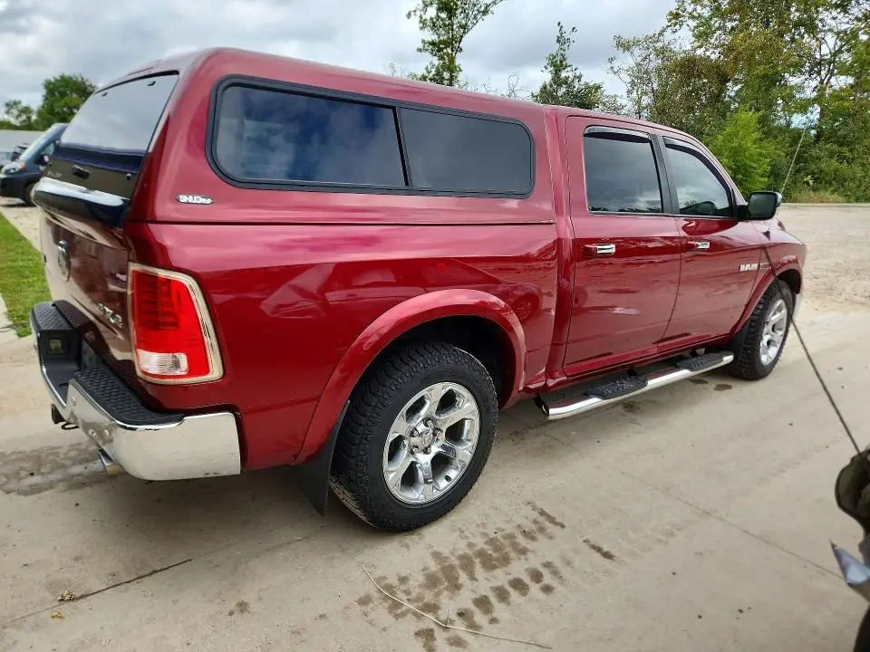 2015 RAM 1500 LARAMIE  