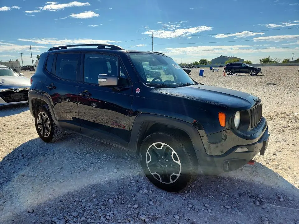 2017 JEEP RENEGADE TRAILHAWK  