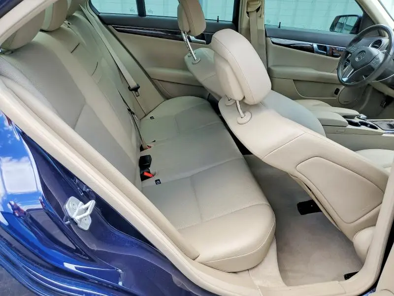 2012 MERCEDES-BENZ C 250  