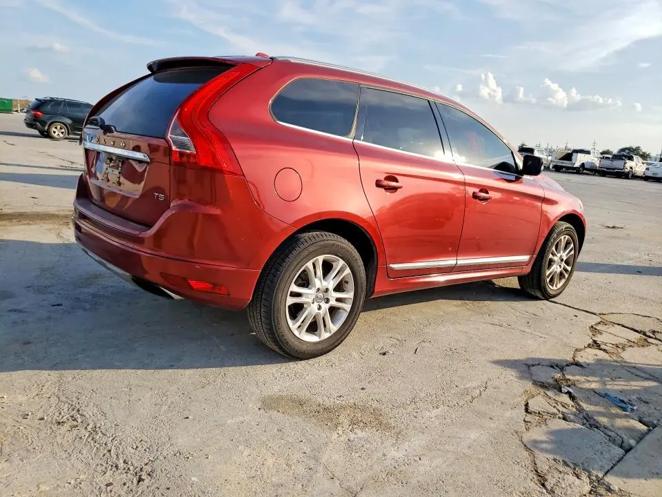 2015 VOLVO XC60 T5 PREMIER  