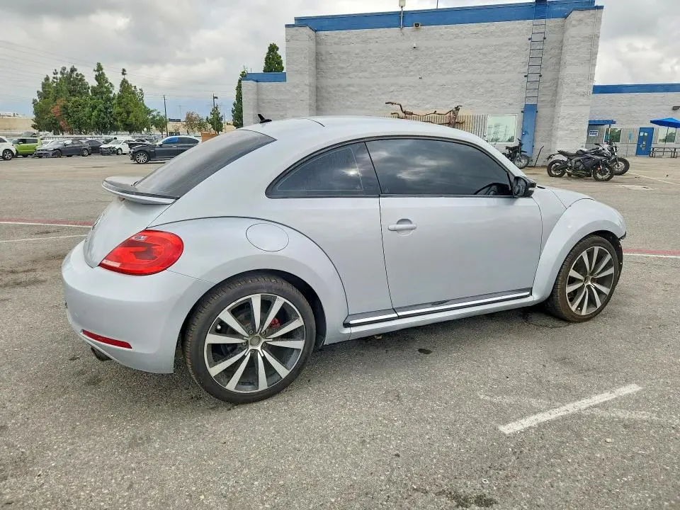 2012 VOLKSWAGEN BEETLE TURBO  