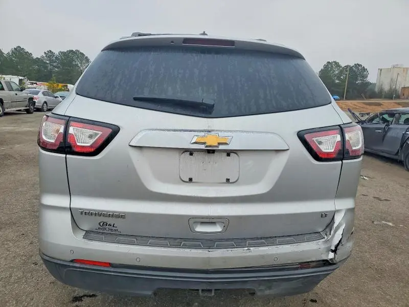 2017 CHEVROLET TRAVERSE LT  