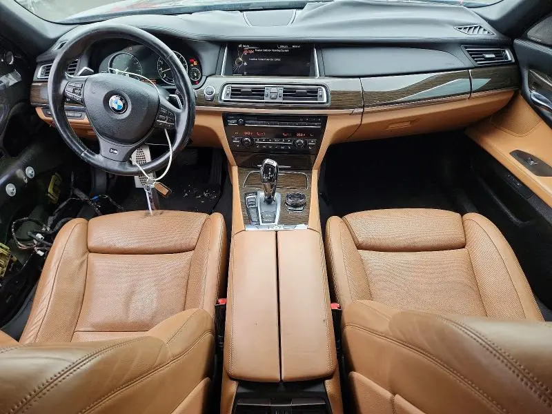 2015 BMW 750 XI  