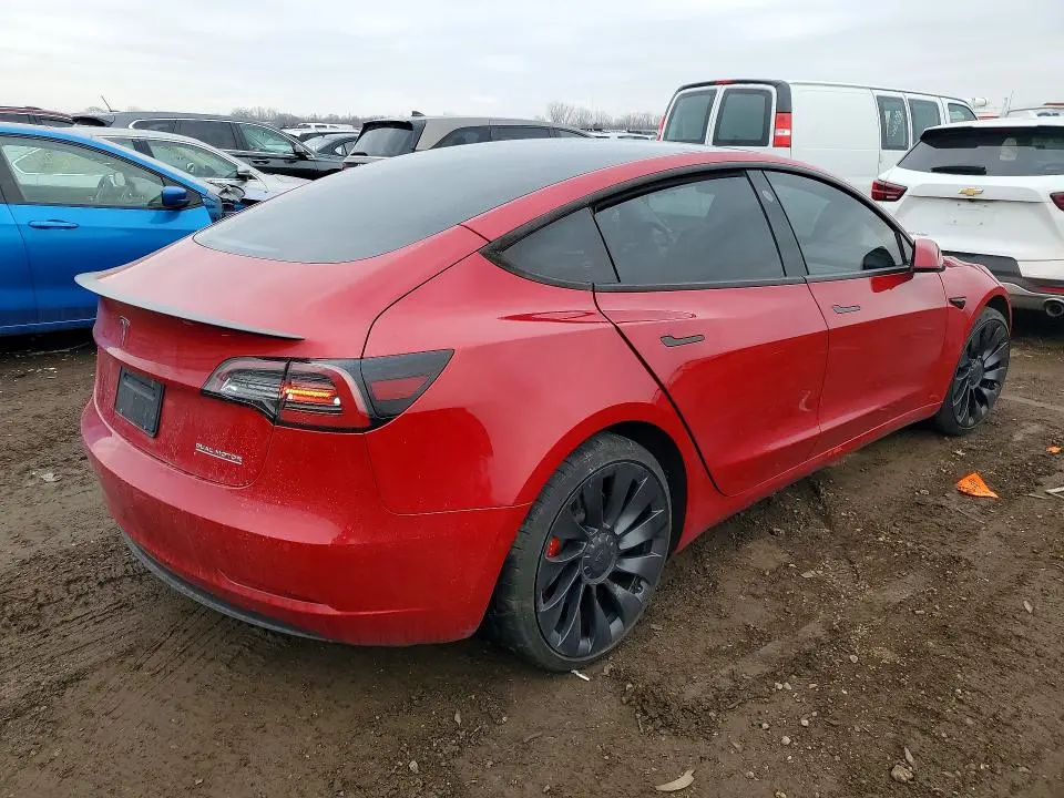 2022 TESLA MODEL 3   