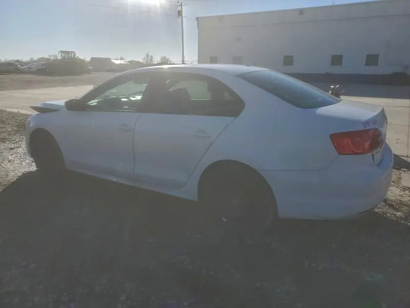 2013 VOLKSWAGEN JETTA BASE  