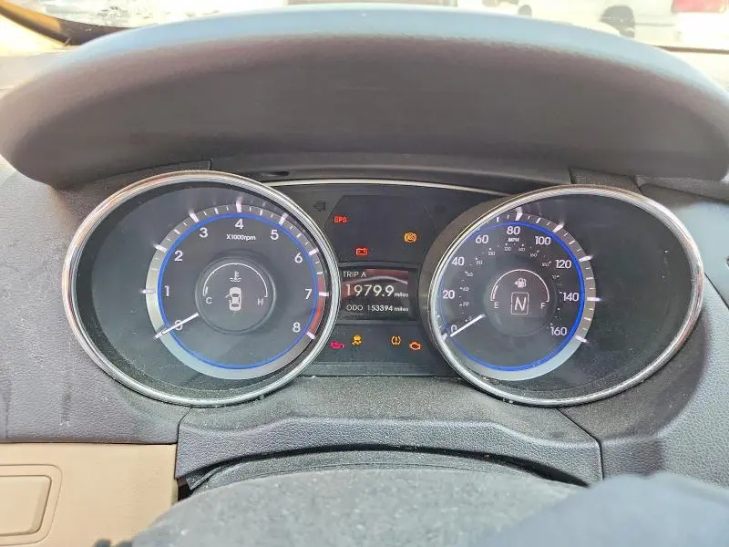 2011 HYUNDAI SONATA GLS  