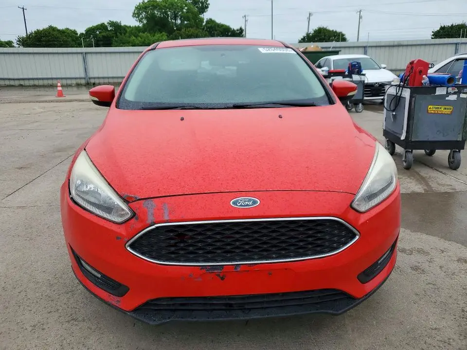 2016 FORD FOCUS SE  