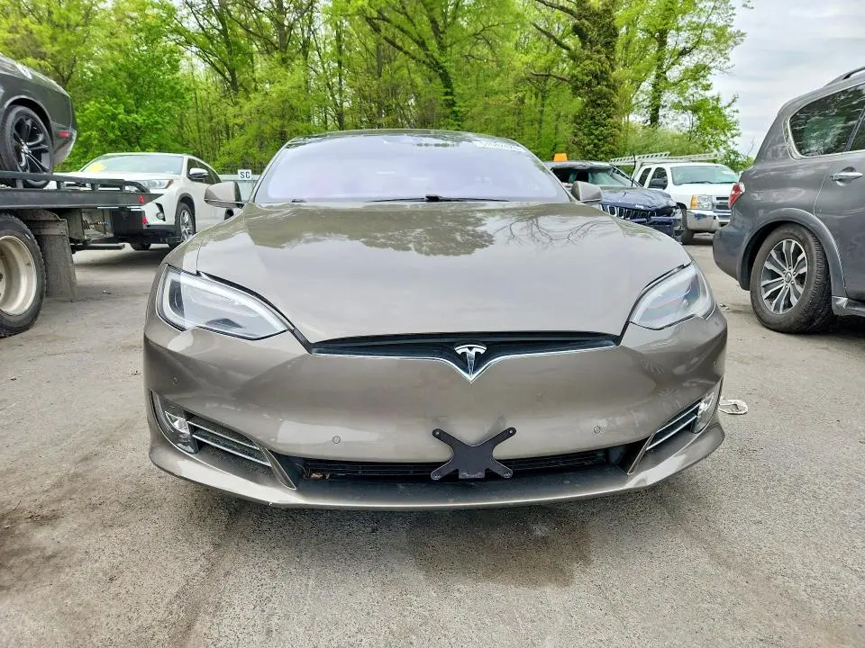 2016 TESLA MODEL S   