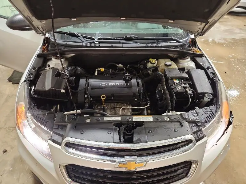 2015 CHEVROLET CRUZE LS  